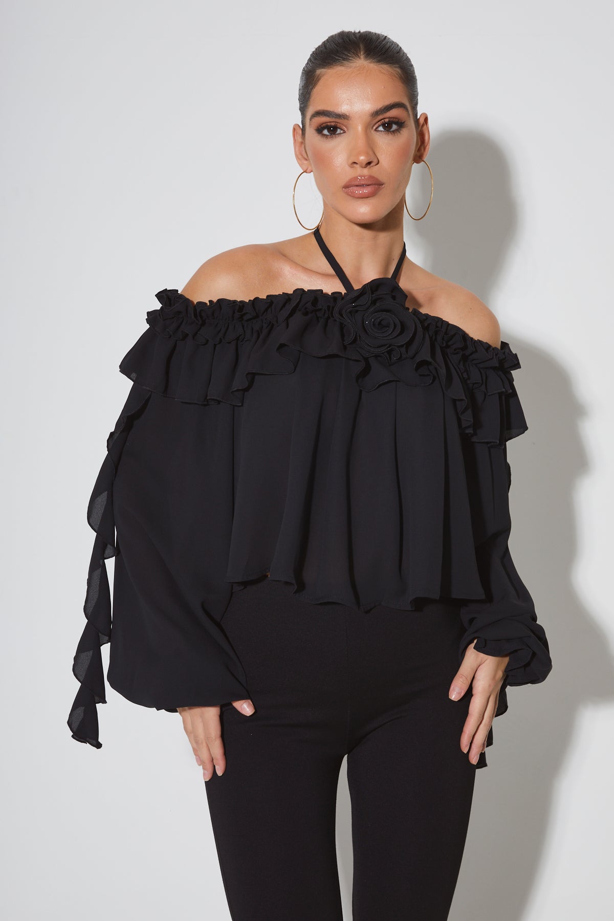 Ruffle store shoulder blouse