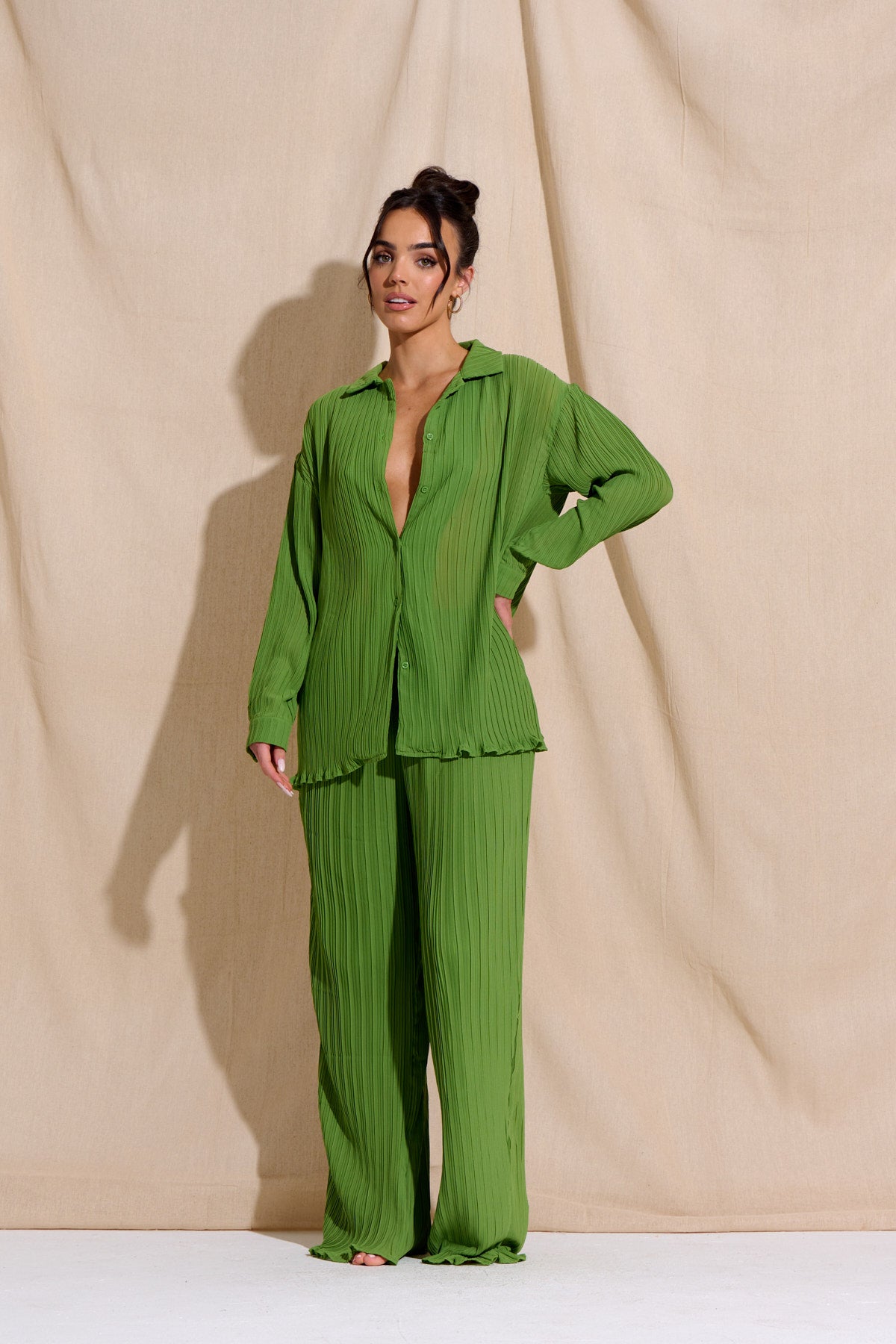 Green store plisse trousers